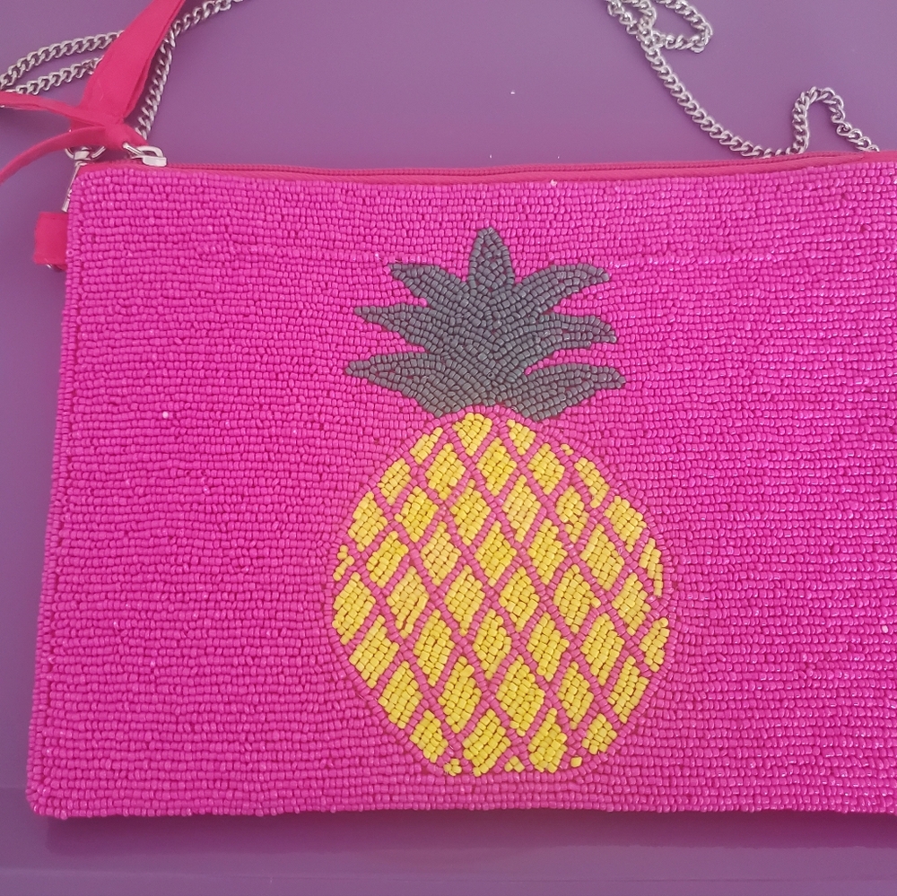 Pink Beaded Pineapple Purse